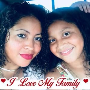 Meet your Posher, Lesly